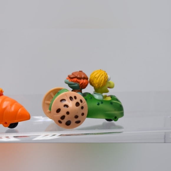 Fraggle Rock McDonald's Mokey Gogo Carrot Car Push Along Racers - Picture 5 of 5